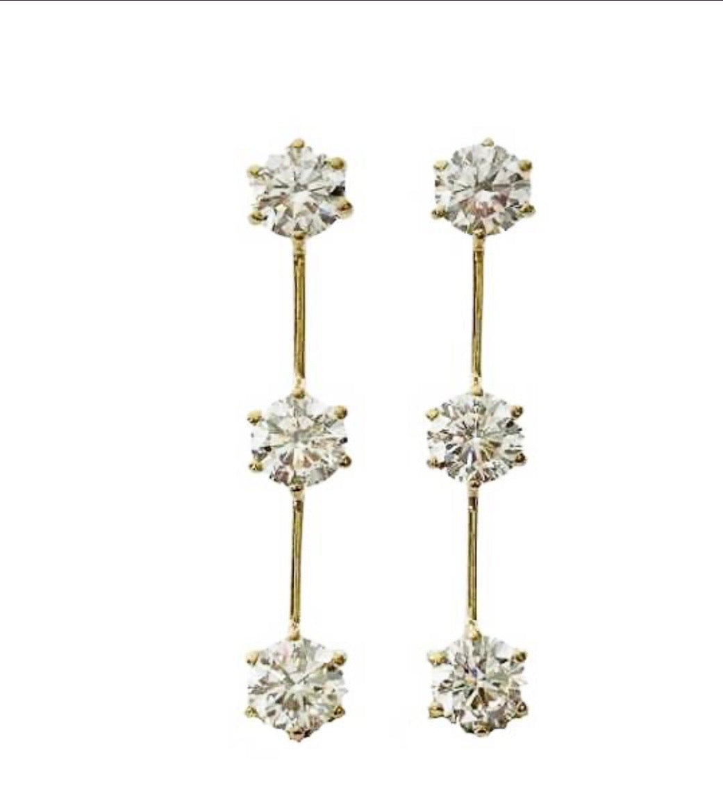 Brilliant Cut Bar/ Drop Design Earring