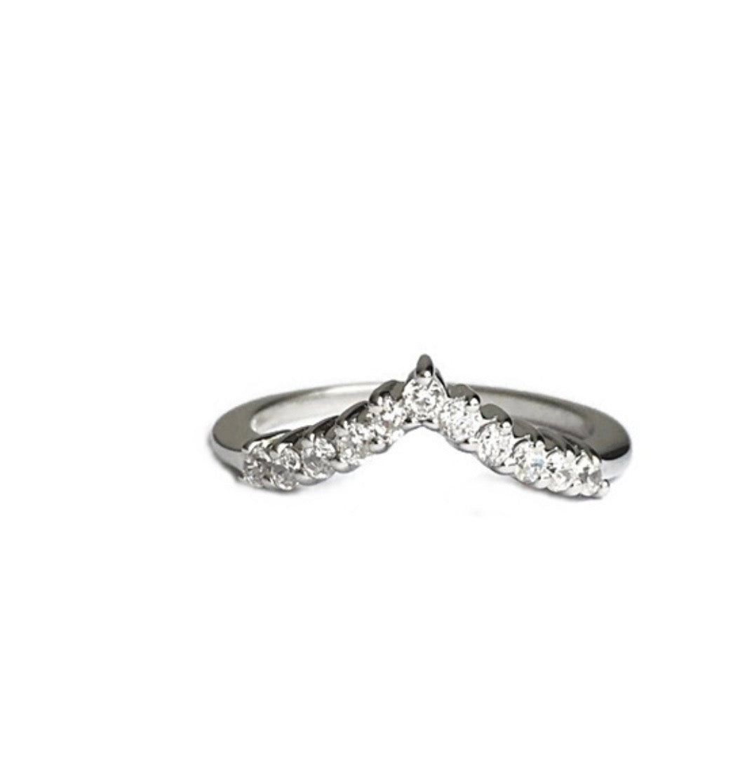 Half V Shaped Ring