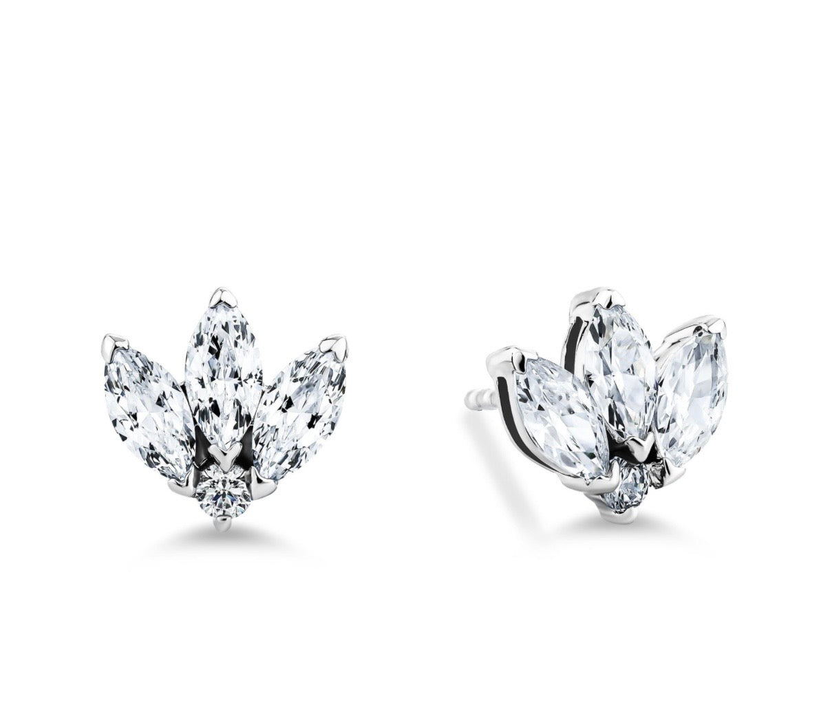 Earring Lotus Design Stud